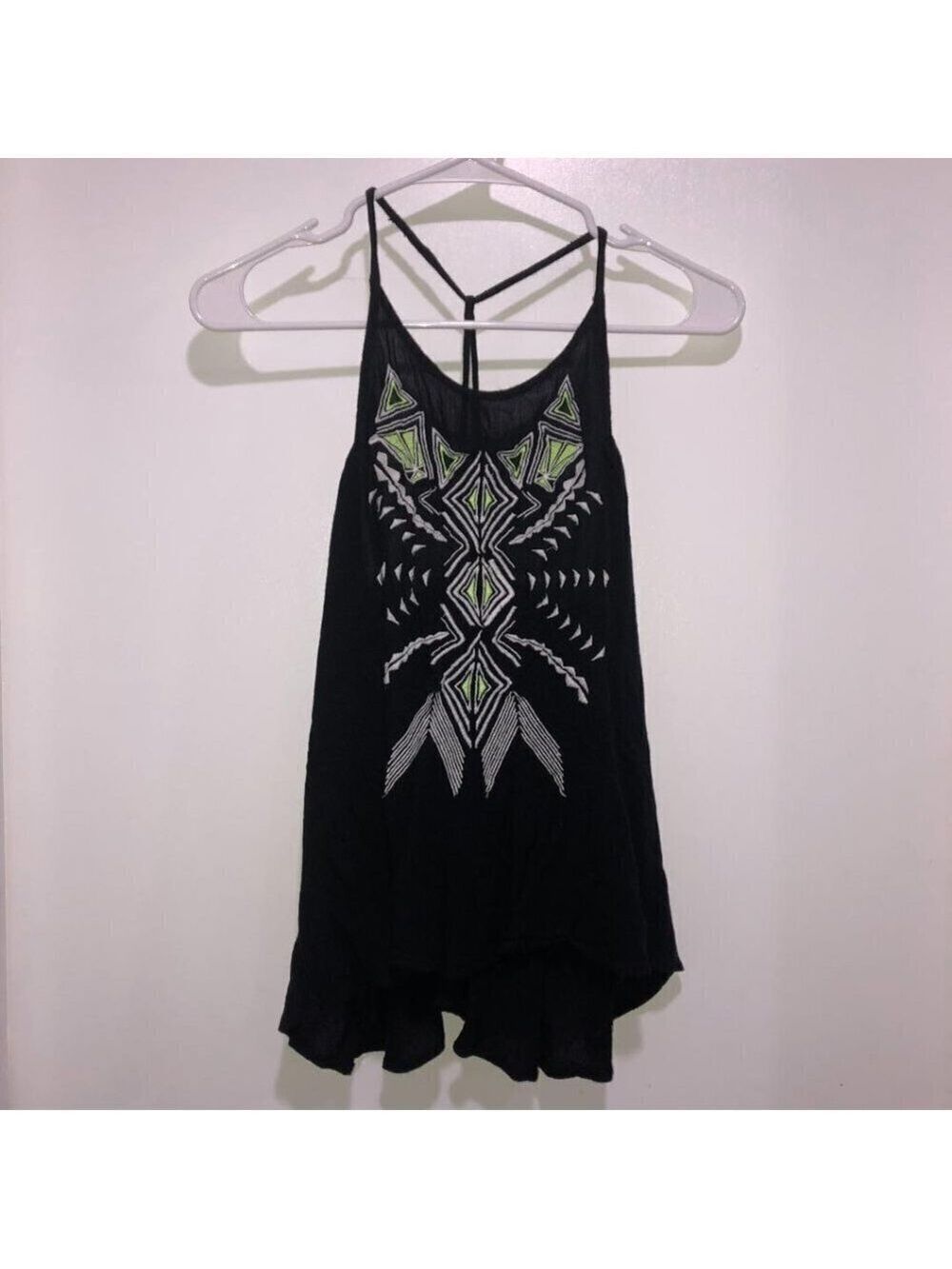 EUC Ladies Truth tank top Size M